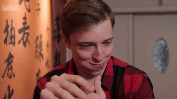 Foreigners eating hotpot when they first came to China VS eating hotpot after a long time in China