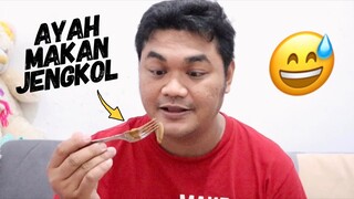 AYAH LARICS MAKAN JENGKOL 😅 | VIDEO LUCU