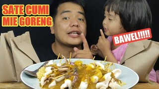 SATE CUMI MIE GORENG CAMPUR KUAH SATE PADANG! GENDHIS BAWEL BANGET YAK 😂