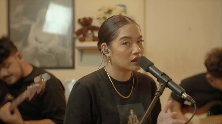 See You On Wednesday | Cantika Abigail - T.L.C.  ( Live Session)