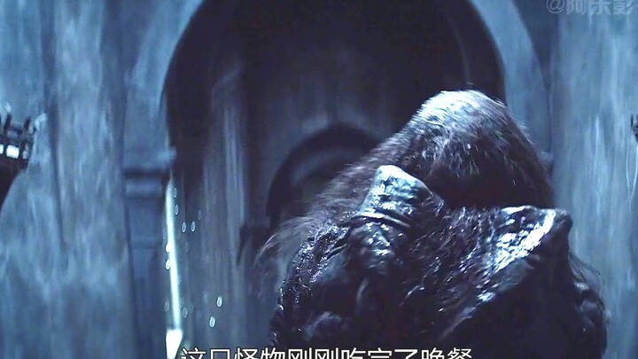 猎魔人大战吸血妖鸟，没想到竟被打倒