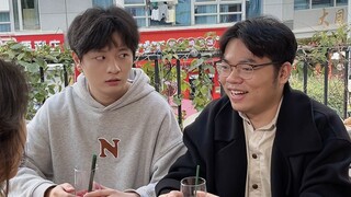 When my colleague accompanied me to a blind date