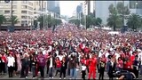 Michael Jackson - memecahkan Rekor Dunia Guinness - 13.000 penggemar di Mexico City - Gambar spektak