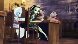 MONSTER HIGH GHOULS RULE (2012) มอนสเตอร์ไฮ แก๊งสาวโรงเรียนปีศาจ