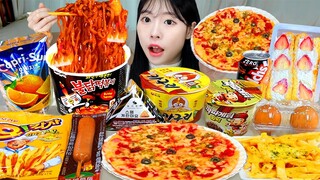 ASMR MUKBANG| 편의점 직접 만든 불닭 떡볶이 피자 김밥 디저트 먹방 & 레시피 FRIED CHICKEN AND Tteokbokki EATING