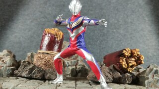 Lebih dari 600 orang biasa Tiga! Alphamax Ultraman Ultraman Tiga