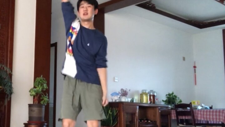 【Just Dance】Just get up and dance when you’re bored at home!