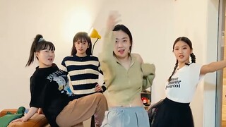 The four sisters of the theater "Kitsch" Lee Young-ji's dance challenge