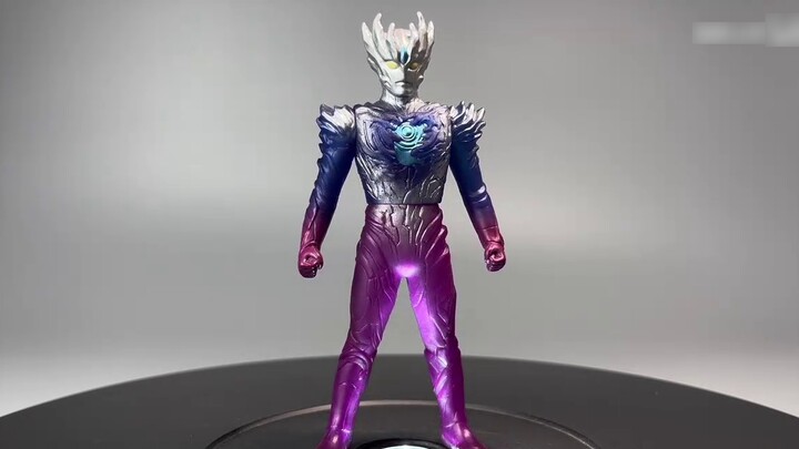 Only 100 yuan for the "out of print" famous scene of Ultraman Legend! Saga VS Hyperzetton Complete U