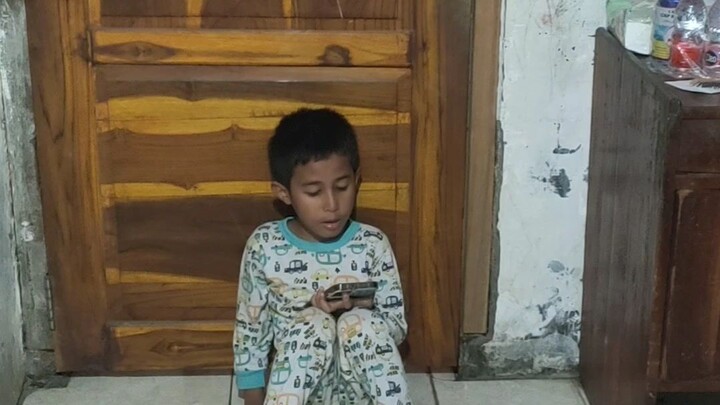 ketika baru  sampe rumah hp baru nyambung ke wifi