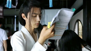 [Xiao Zhan |. Zhan Xian] ดูเหมือนว่ามือของนักแสดงนำชายจะโตขึ้นในบท
