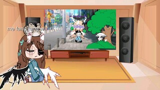 im going to react to my old video and react to funny videos