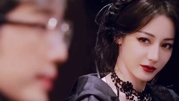 Bai Yu & Dilireba Bai Li picked a Bai Ge to perfectly interpret the difference in treatment