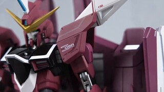 900 หยวนเป็นมากกว่า 300 หยวน? Bandai METAL ROBOT Soul Justice Gundam Alloy Finished Model 【ความคิดเห