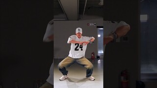 i'm crazy about his dance😍😍 #babyzoo #choreography