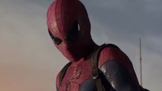 The Amazing Spider-Man: Parker made a handsome first-generation Spider-Man suit with spandex!