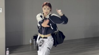 [Kpop’s recent mental state] Don’t be too outrageous, my friend!