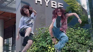 HYBE门前大跳BND的地风火｜社恐要犯了求求了门童妈靠爱坚持