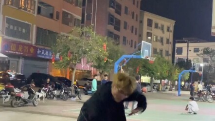 《张艺兴怎么有男粉》