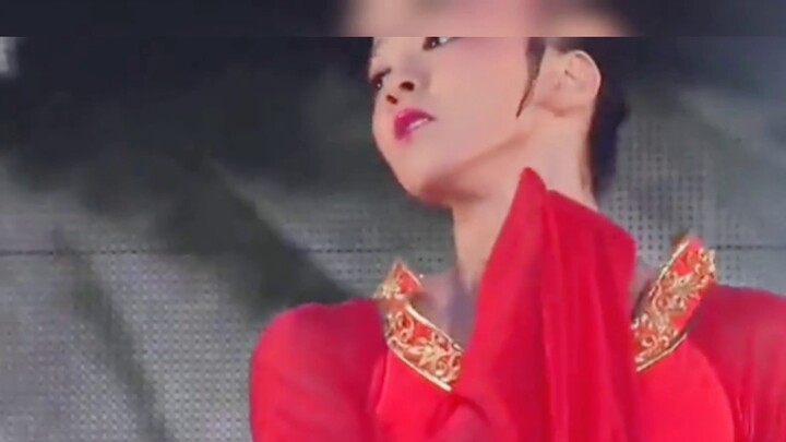 [Tang Shiyi's Dance Captivates the City] As graceful as a startled swan, as graceful as a swimming d