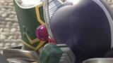 Kamen Rider menggunakan Q untuk bertarung satu lawan lima