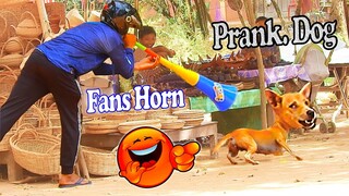 How To Make You Lough - Best Prank Fans Horn vs Dogs Very Funny Video Without Stop Laughing