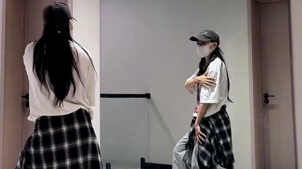 Phân tích vũ đạo của "Woke Up"
