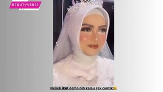 Nenek Ini Ikut Demo Bikin Kaget