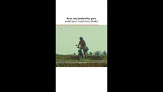 Aksi Aurel Valen Lawan Begal di Atas Motor, Sampe Nge-trill Coy! | Rumah Masa Depan | #Shorts