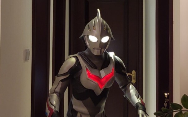 [Ultraman Nexus] I made a real Ultraman Nexus leather suit! (I promised you)