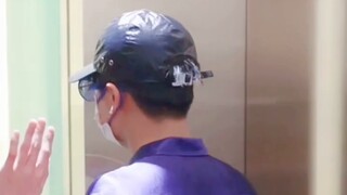 [Tan Jianci] About waving goodbye too early, Tan Duoduo's embarrassing moment hahahahaha made me lau