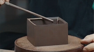 One square pot is worth ten yuan, and a square pot is more difficult to make than a round pot