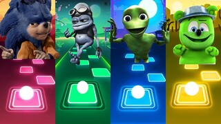 Ugly Sonic vs Crazy Frog vs Alien Dance vs Gummy Bear — Tiles Hop EDM Rush!