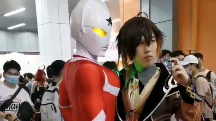 【26th Firefly】Ultraman Jonias appears at the comic exhibition for the first time; cross-dimensional 