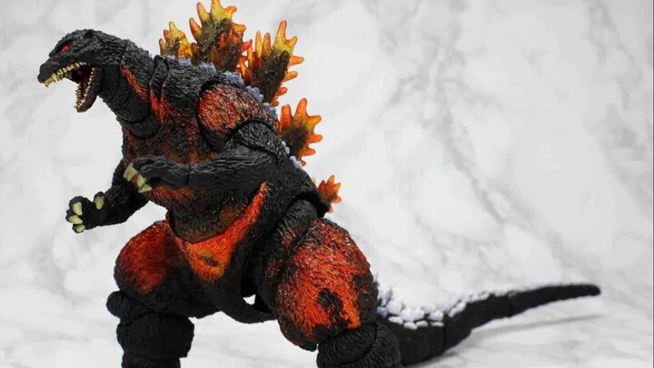 เวอร์ชันแรกสุดของ "Godzilla March": "ゴジラ การไล่ล่า せよ" - Akira Ifukube