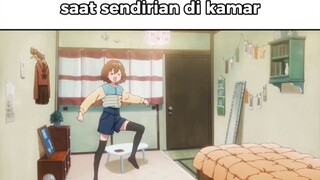 saat sendirian d kamar