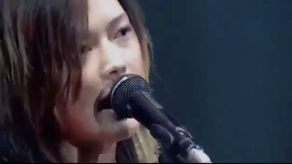 YUI - Rolling Star (Live)