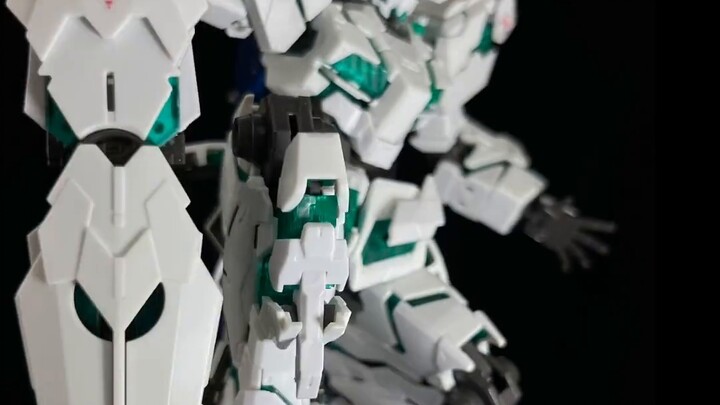 Aturan 12 kata untuk memotret Unicorn Gundam tanpa *k buta