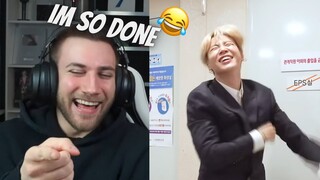 WHY IS THIS SO FUNNY?! 😂 [BANGTAN BOMB] Jimin's Joints Warm-Up Exercise - Reaction