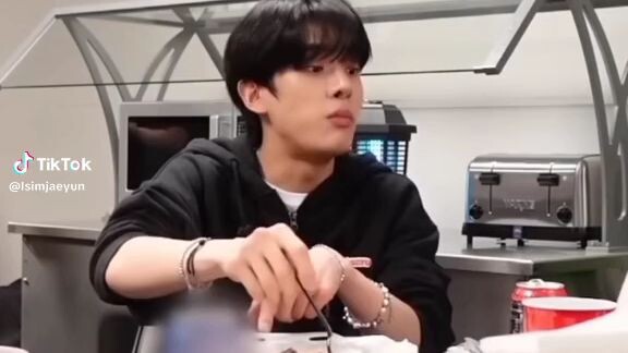 baby jekjek is sow cute