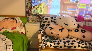 Aku akhirnya punya kamar Crayon Shin-chan sendiri!