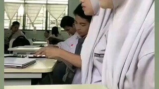 paling gak ajak ngobrol lah