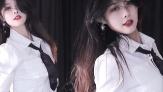 【Thư Dao】Sex trên bãi biển | Nữ phát thanh viên quyến rũ trong váy ngắn và đồng phục