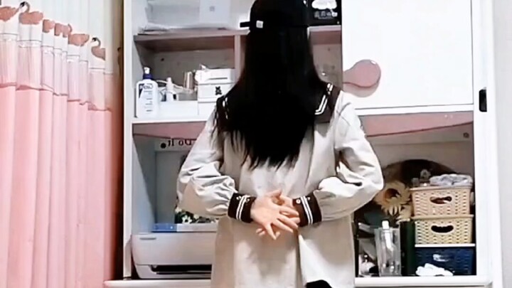 [I'm sorry for being so cute]