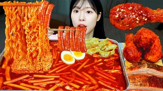 ASMR MUKBANG| 직접 만든 라면 떡볶이 양념치킨 통베이컨 먹방 & 레시피 FRIED CHICKEN AND Tteokbokki EATING