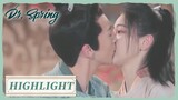 Highlight | Ling Xinghe kisses Li Chunri. | Dr. Spring | 春日野行 | ENG SUB