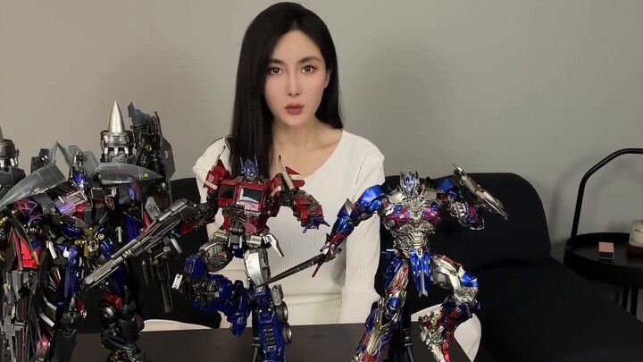 Threezero DLX Optimus Prime × 3 จะนำคุณผ่านทุกสิ่งในครั้งเดียว