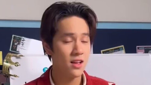 Versi pribadi Nanon dari tantangan tari "Knock Knock"