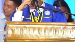 Dapat pala Valedictorian para umamin