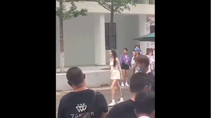 救命救命 天生的大明星迪丽热巴